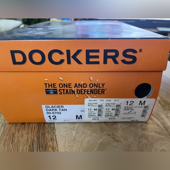 Dockers - Picture 5 of 5